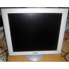 Нерабочий монитор 18.1" TFT Sony SDM-S81R (Щербинка)