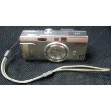 Фотоаппарат Fujifilm FinePix F810 (без зарядного устройства) - Щербинка
