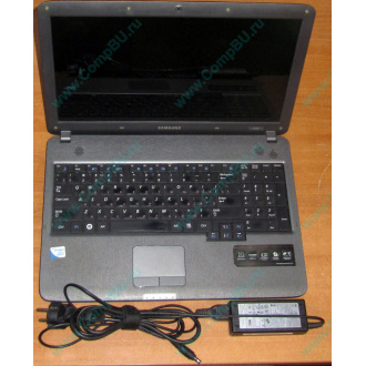 Ноутбук Б/У Samsung NP-R528-DA02RU (Intel Celeron Dual Core T3100 (2x1.9Ghz) /2Gb DDR3 /250Gb /15.6" TFT 1366x768) - Щербинка